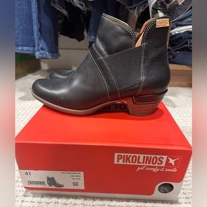 Pikolinos boots